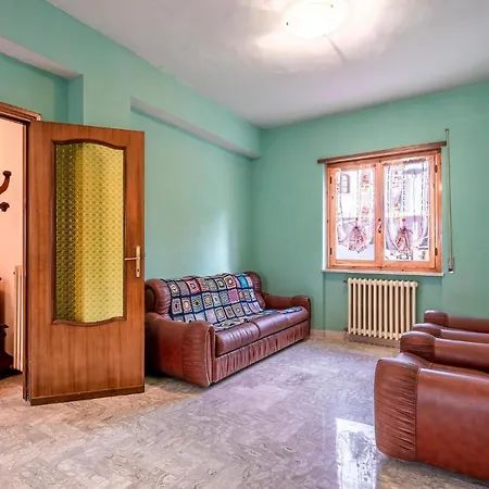 3 Bedroom Awesome Home In Scurcola Marsicana Exterior photo