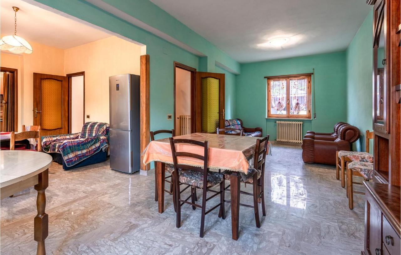 3 Bedroom Awesome In *